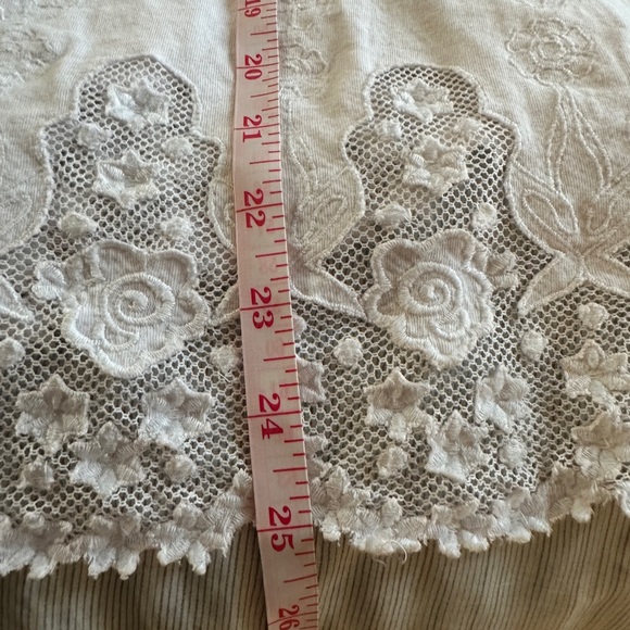 Sundance lace white top size XL - Picture 9 of 10